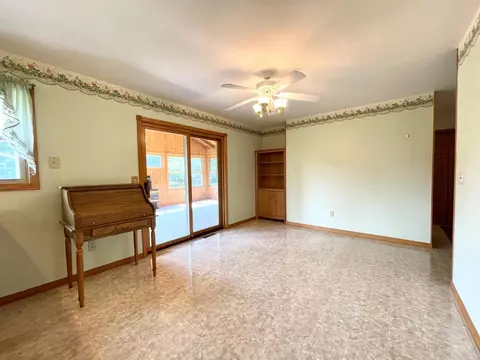 2402 E 150, La Porte, IN 46350 photo 11