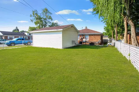 3761 Henry Ave, Hammond, IN 46327 photo 2