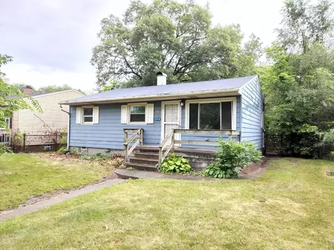 831 King St, Gary, IN 46406 photo 1