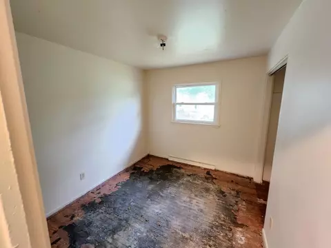 831 King St, Gary, IN 46406 photo 6