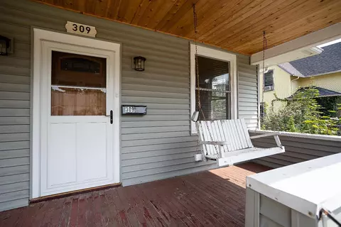 309 E St, La Porte, IN 46350 photo 20