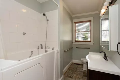 309 E St, La Porte, IN 46350 photo 13