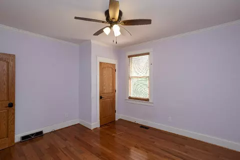 309 E St, La Porte, IN 46350 photo 8