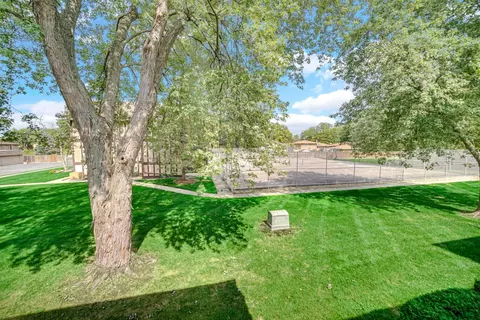 415 Old Stone Rd #D-7, Munster, IN 46321 photo 7