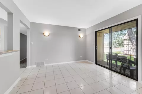 415 Old Stone Rd #D-7, Munster, IN 46321 photo 11