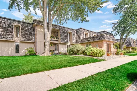 415 Old Stone Rd #D-7, Munster, IN 46321 photo 3