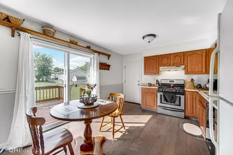 110 Orange Ct, Hebron, IN 46341 photo 7