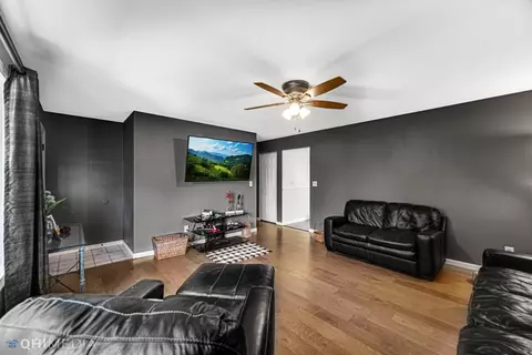 110 Orange Ct, Hebron, IN 46341 photo 6