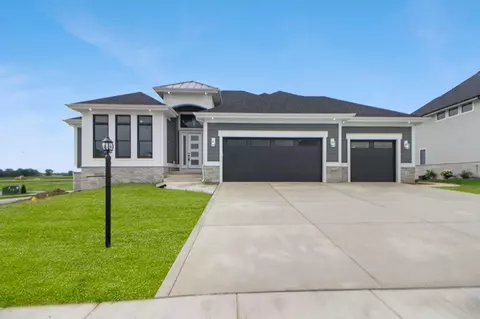 13460 Camas Dr, Saint John, IN 46373 photo 1