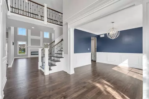 9619 Tall Grass Trl, Saint John, IN 46373 photo 3