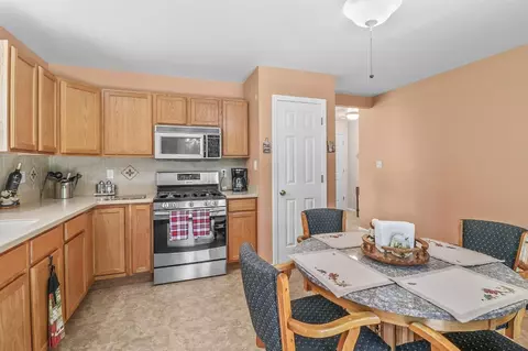5814 Anthony Ct, Griffith, IN 46319 photo 5