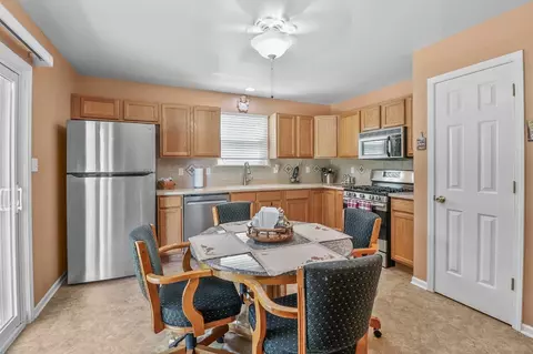 5814 Anthony Ct, Griffith, IN 46319 photo 7