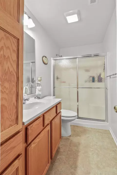 5814 Anthony Ct, Griffith, IN 46319 photo 10