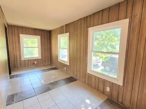 1670 W 10th Pl, Gary, IN 46404 photo 4