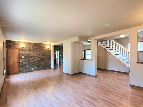 1670 W 10th Pl, Gary, IN 46404 photo 8