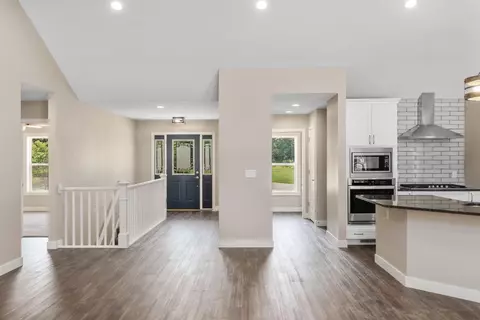 5552 Birdie Dr, Wheatfield, IN 46392 photo 17