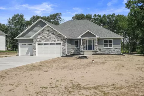 5552 Birdie Dr, Wheatfield, IN 46392 photo 1