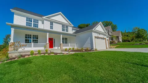 818 Shannon Dr, Crown Point, IN 46307 photo 2