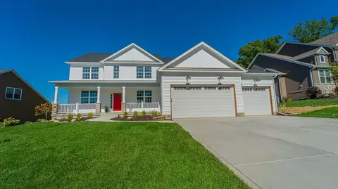 818 Shannon Dr, Crown Point, IN 46307 photo 1