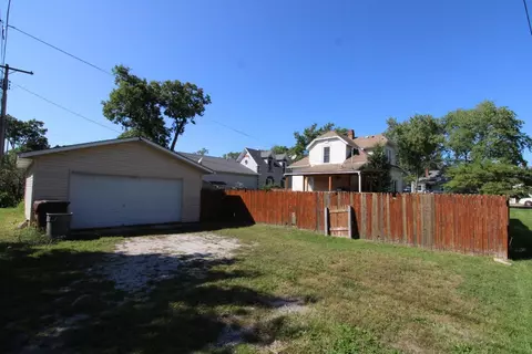 203 E State St, North Judson, IN 46366 photo 14