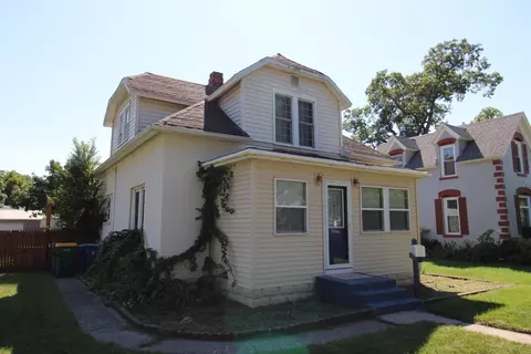 203 E State St, North Judson, IN 46366 photo 1