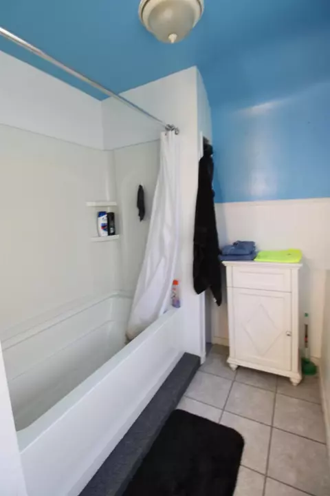 203 E State St, North Judson, IN 46366 photo 8