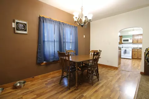 203 E State St, North Judson, IN 46366 photo 4