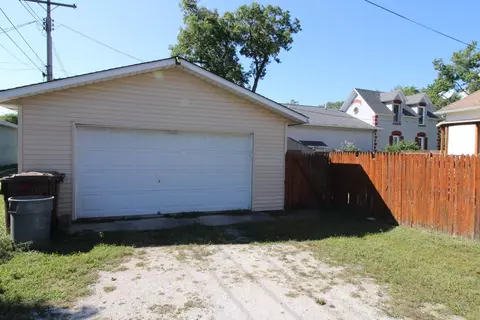 203 E State St, North Judson, IN 46366 photo 16