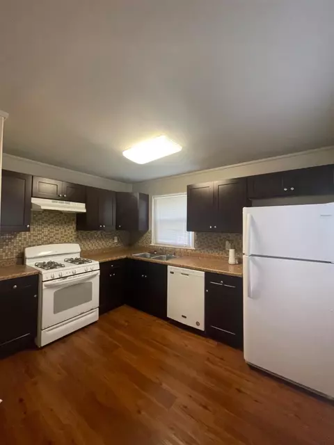 900 E 48th Pl, Gary, IN 46409 photo 6