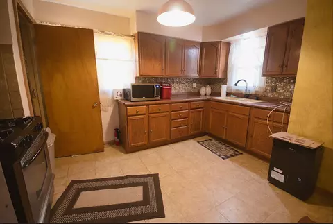 4956 Washington St, Gary, IN 46408 photo 4