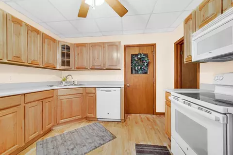 972 Reese Ave, Whiting, IN 46394 photo 7