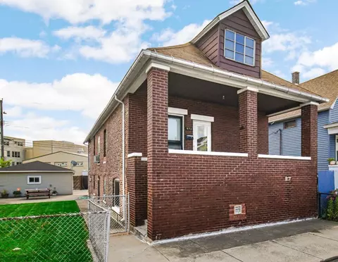 972 Reese Ave, Whiting, IN 46394 photo 1