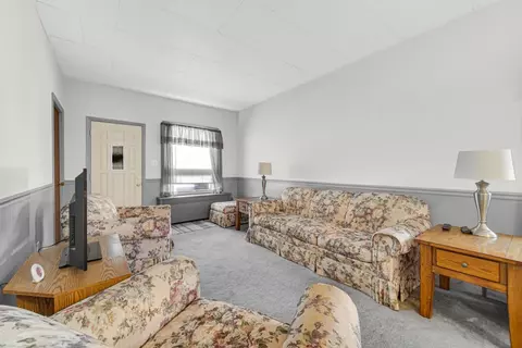 972 Reese Ave, Whiting, IN 46394 photo 2