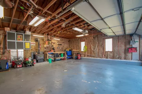 Undisclosed, Griffith, IN 46319 photo 21