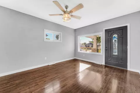 727 Mulberry St, Hammond, IN 46324 photo 7