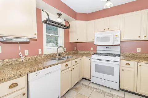 951 Springdale Dr, Hobart, IN 46342 photo 9