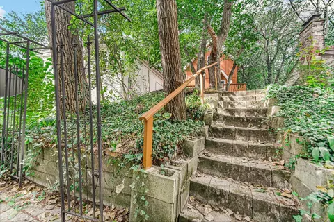 1006 N Warren St, Gary, IN 46403 photo 22