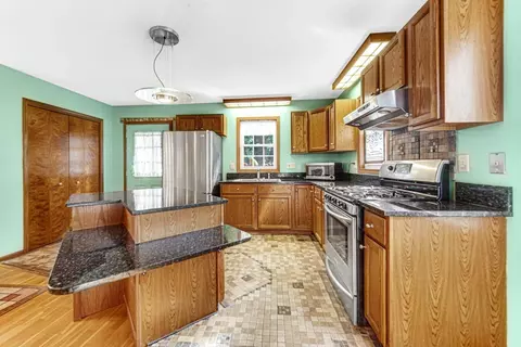 1006 N Warren St, Gary, IN 46403 photo 3