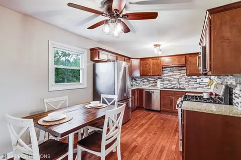 1431 W Beam St, Porter, IN 46304 photo 4