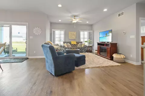 10325 White Sand Ln #B, Dyer, IN 46311 photo 7