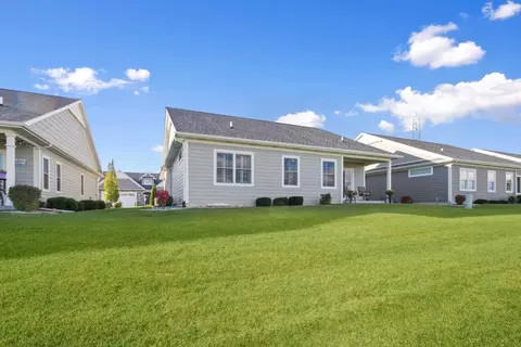 10325 White Sand Ln #B, Dyer, IN 46311 photo 5