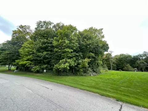 820 Hunter Dr, Westville, IN 46391