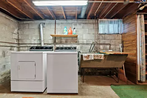 1230 Stanley St, Burns Harbor, IN 46304 photo 13