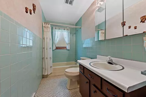 1230 Stanley St, Burns Harbor, IN 46304 photo 10