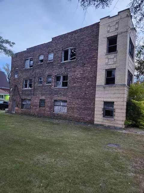 1026 W 11th Ave, Gary, IN 46402 photo 4