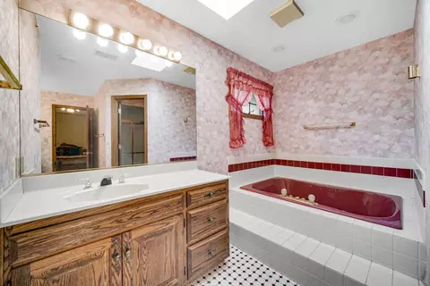 817 Killarney Dr, Dyer, IN 46311 photo 22