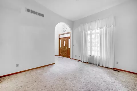 817 Killarney Dr, Dyer, IN 46311 photo 6