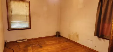 689 Allen St, Gary, IN 46403 photo 11
