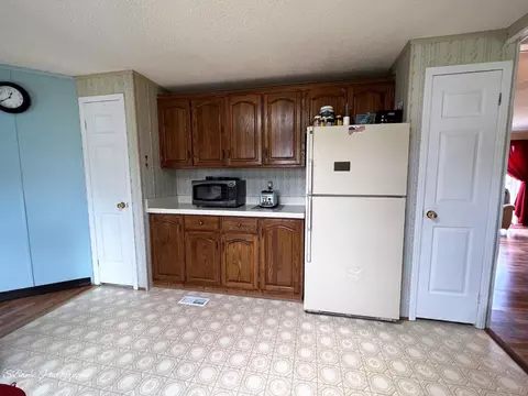 3732 E 300, La Porte, IN 46350 photo 9