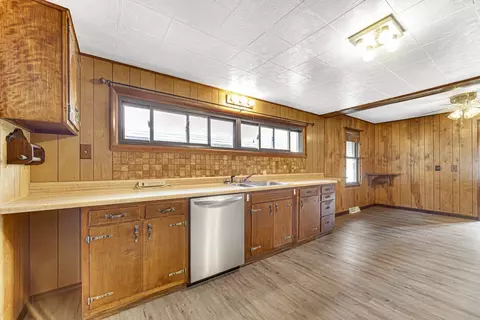 938 E Highway 330, Griffith, IN 46319 photo 16